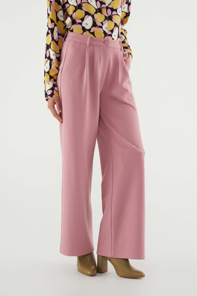 Dress Pants With Pleats Pink